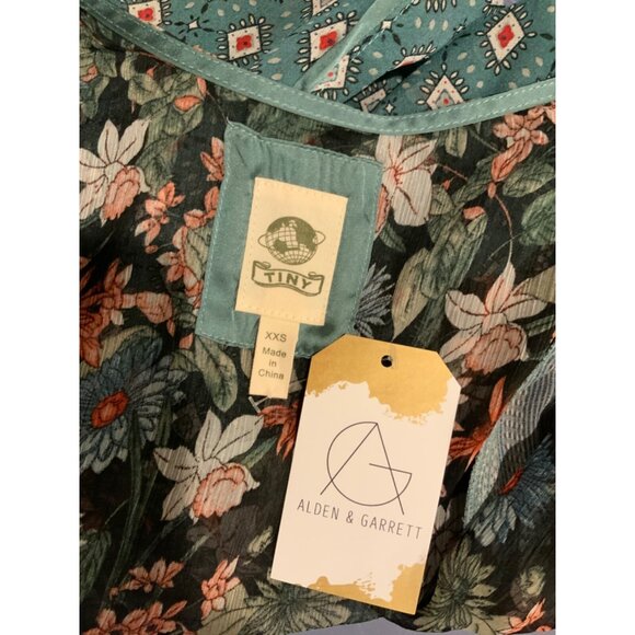 Tiny Multicolor Floral & Diamond Print V-Neck Wrap Shirt, Size XXS - Picture 5 of 5